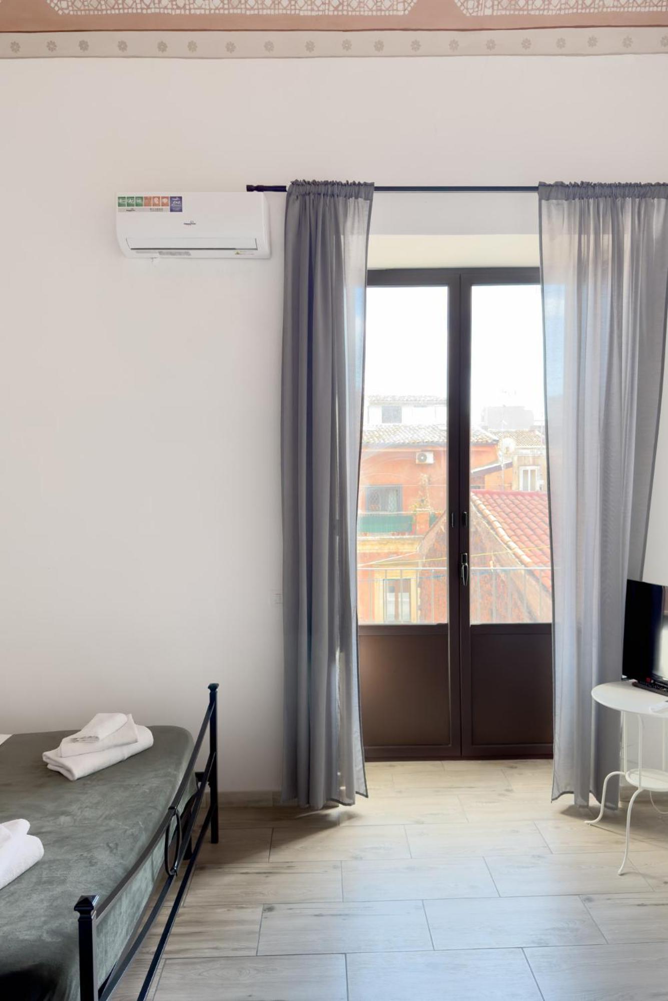Casa L'8 Lejlighed Catania Eksteriør billede